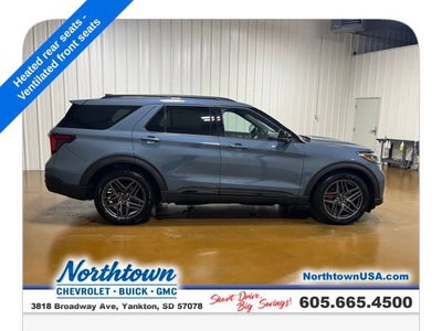 2025 Ford Explorer ST