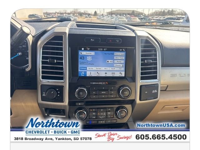 2017 Ford Super Duty F-250 SRW Lariat