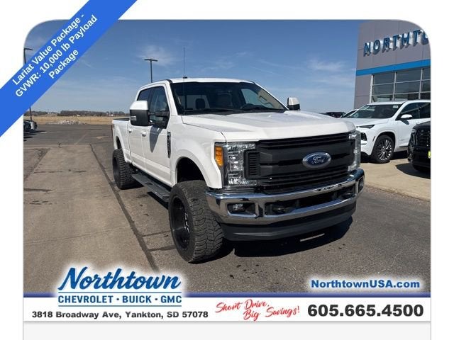 2017 Ford Super Duty F-250 SRW Lariat
