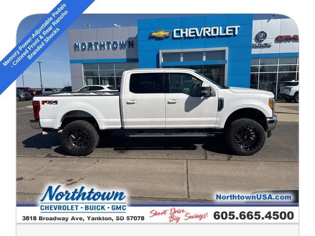 2017 Ford Super Duty F-250 SRW Lariat