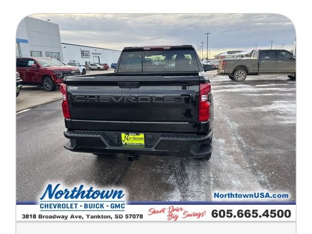 2026 Chevrolet Silverado 1500 Custom