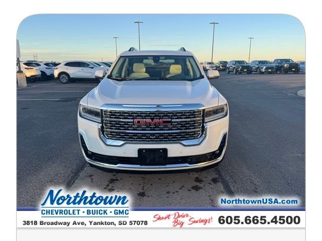 2023 GMC Acadia Denali