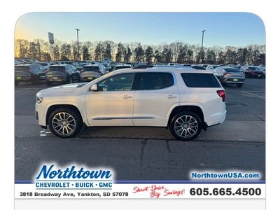 2023 GMC Acadia Denali