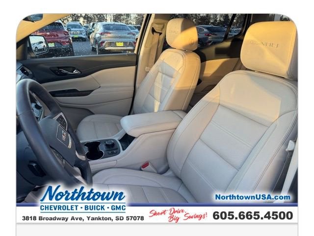 2023 GMC Acadia Denali