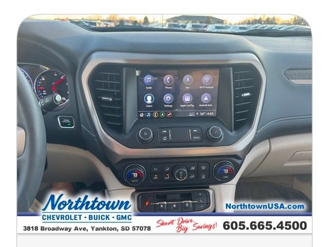 2023 GMC Acadia Denali