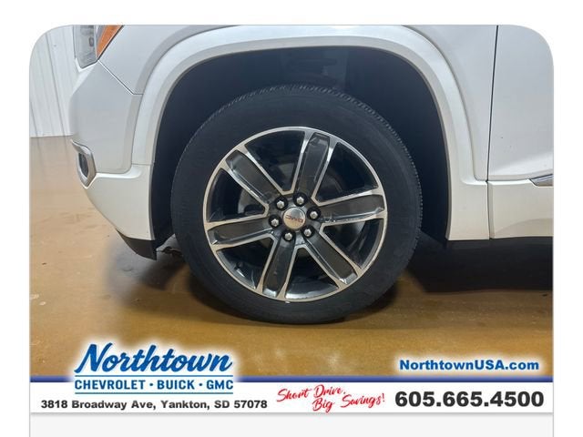 2017 GMC Acadia Denali