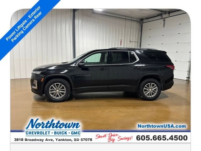 2023 Chevrolet Traverse LT Leather