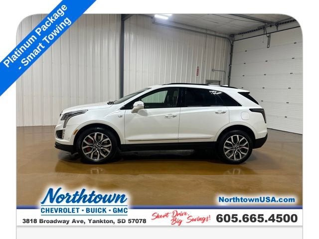 2022 Cadillac XT5 Sport