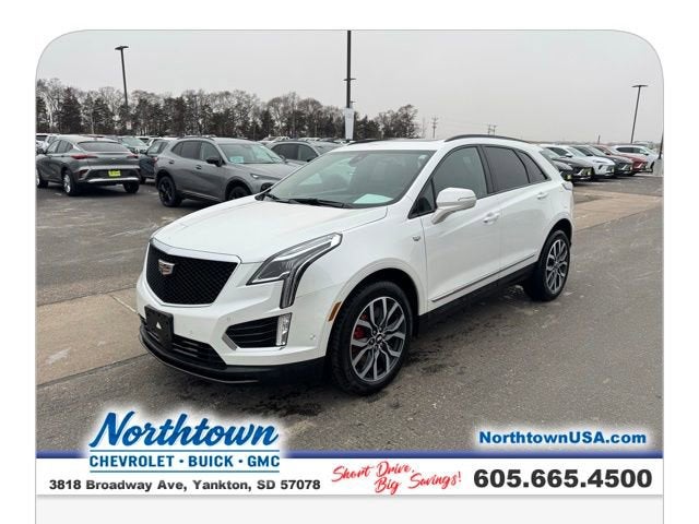 2022 Cadillac XT5 Sport