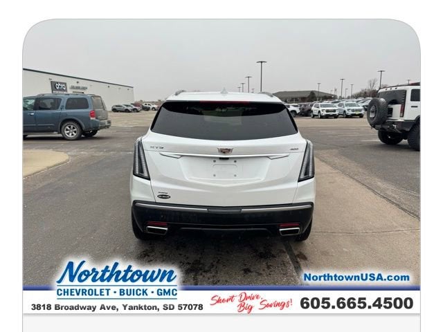 2022 Cadillac XT5 Sport