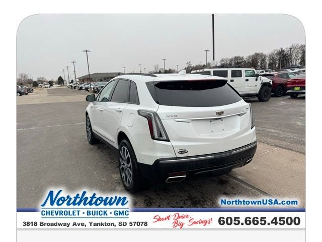 2022 Cadillac XT5 Sport