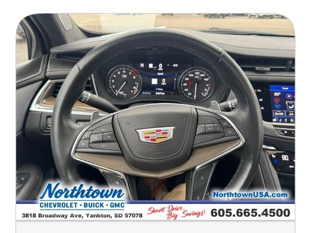 2022 Cadillac XT5 Sport