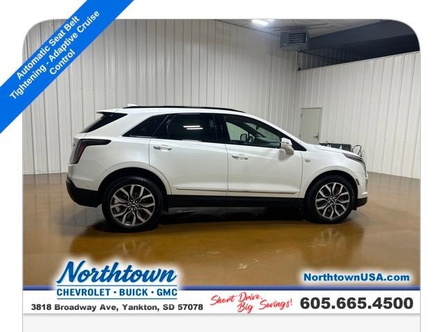 2022 Cadillac XT5 Sport