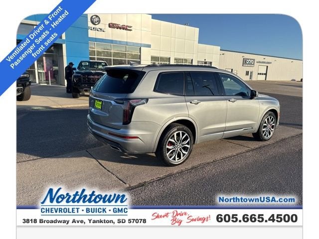 2024 Cadillac XT6 Sport