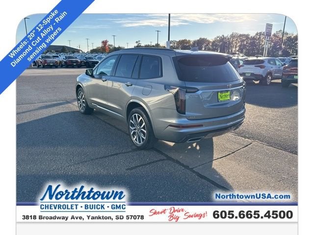 2024 Cadillac XT6 Sport