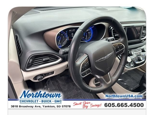 2018 Chrysler Pacifica Touring L