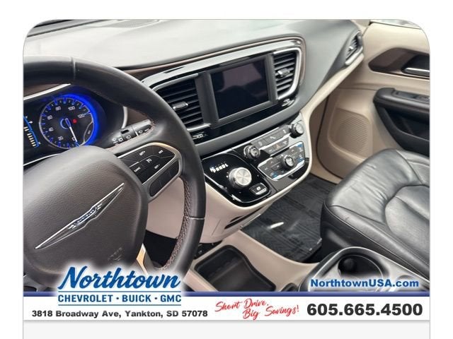 2018 Chrysler Pacifica Touring L