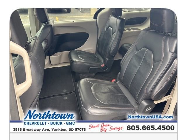 2018 Chrysler Pacifica Touring L