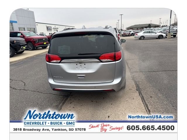 2018 Chrysler Pacifica Touring L