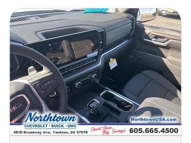 2025 GMC Sierra 1500 SLT