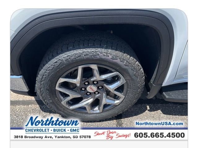 2025 GMC Sierra 1500 SLT