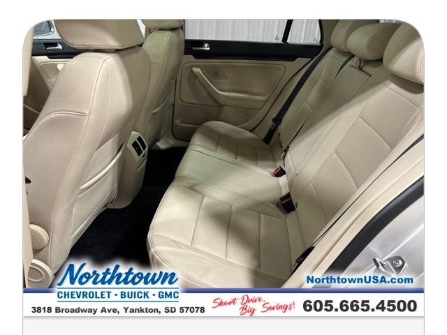 2011 Volkswagen Jetta SportWagen TDI