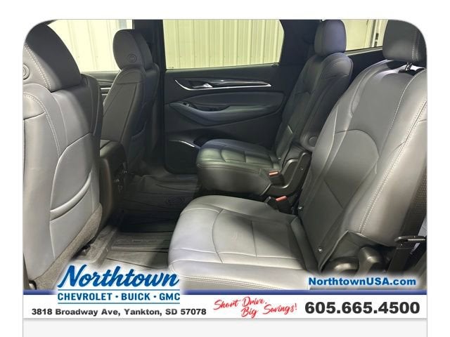 2023 Buick Enclave Essence