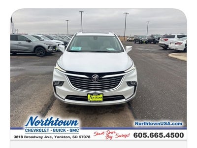 2023 Buick Enclave Essence