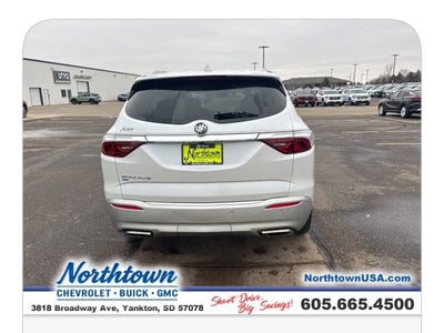 2023 Buick Enclave Essence