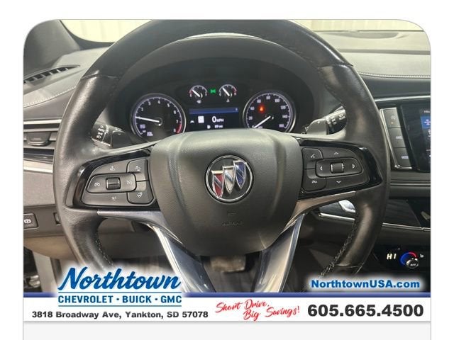 2023 Buick Enclave Essence