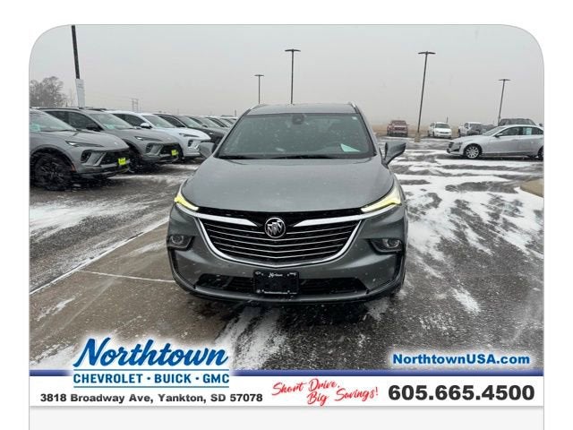 2023 Buick Enclave Essence