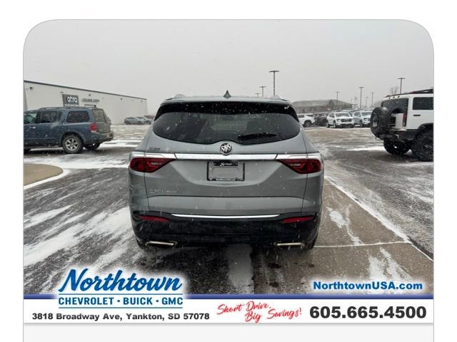 2023 Buick Enclave Essence