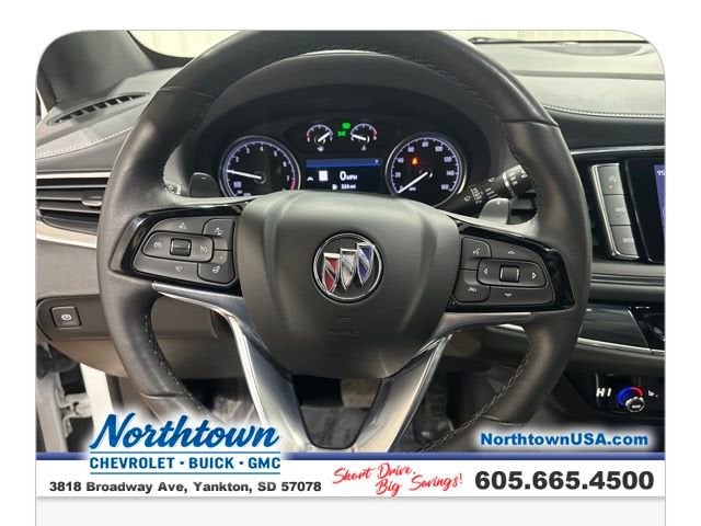 2023 Buick Enclave Essence