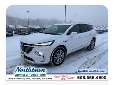 2023 Buick Enclave Essence