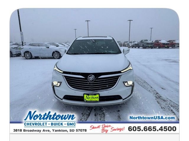 2023 Buick Enclave Essence