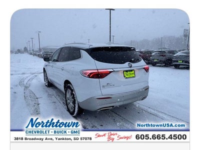 2023 Buick Enclave Essence