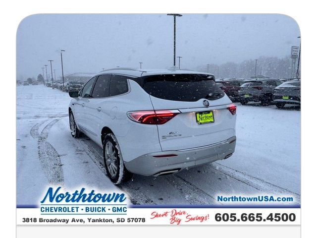 2023 Buick Enclave Essence