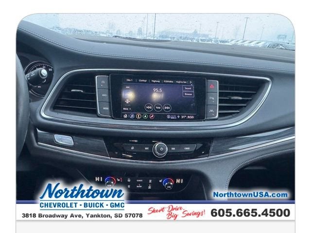 2023 Buick Enclave Essence