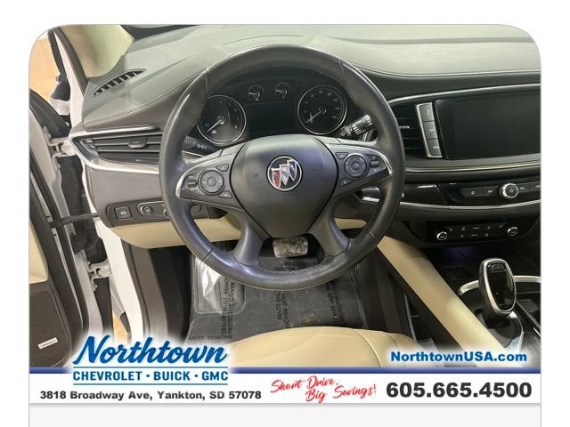 2021 Buick Enclave Essence