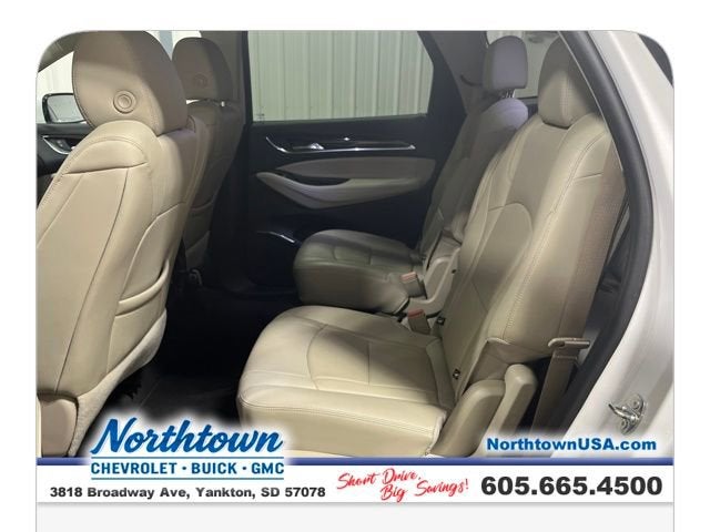 2021 Buick Enclave Essence