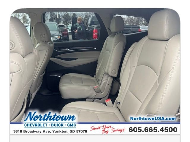 2021 Buick Enclave Essence