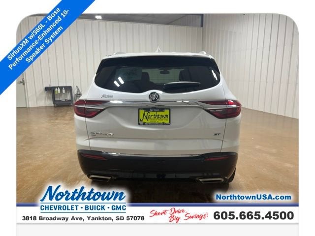 2021 Buick Enclave Essence