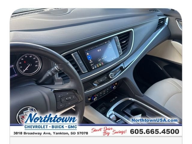 2023 Buick Enclave Essence