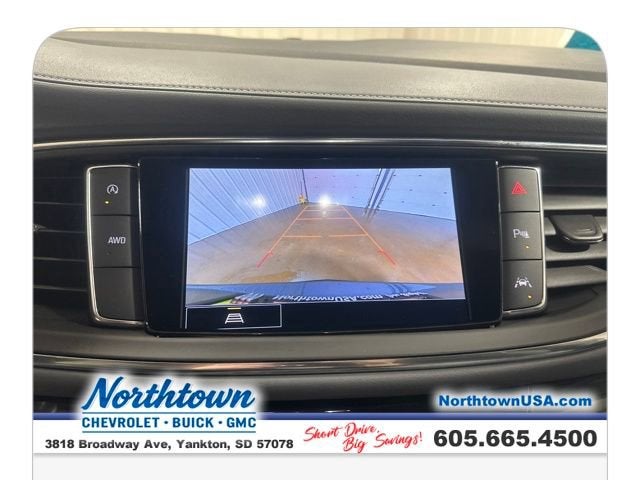 2023 Buick Enclave Essence