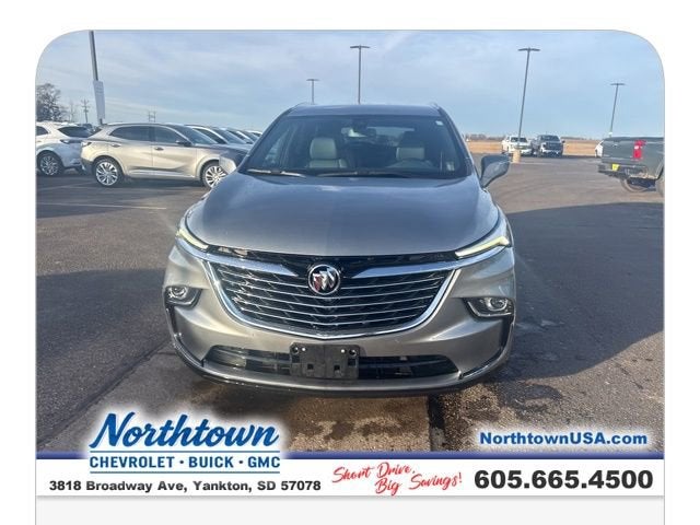 2023 Buick Enclave Essence