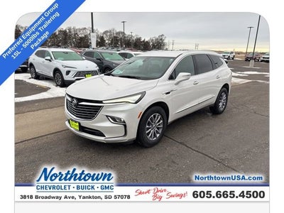 2023 Buick Enclave Essence