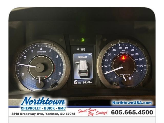 2017 Toyota Sienna XLE Auto Access Seat