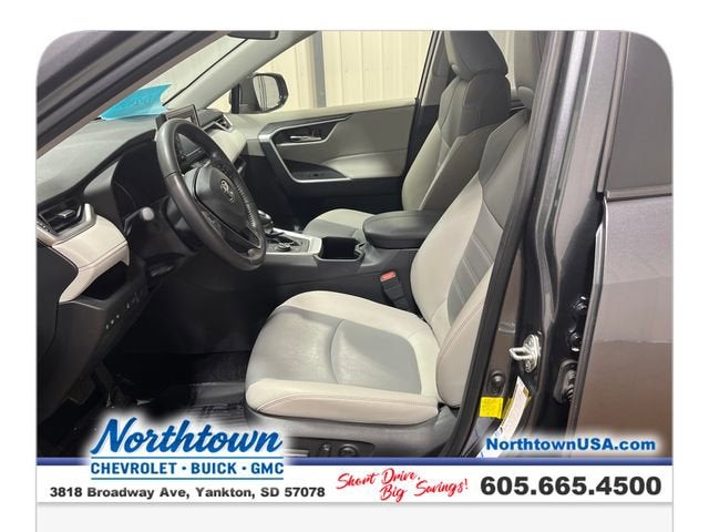 2022 Toyota RAV4 Hybrid XLE Premium