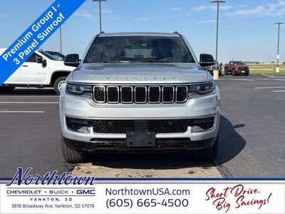 2024 Jeep Wagoneer Base