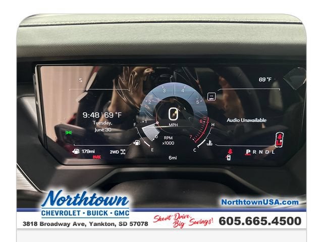 2026 GMC Acadia AT4